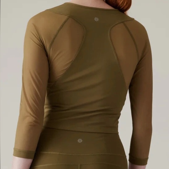 Athleta Pacer Mesh Top - Picture 2 of 7